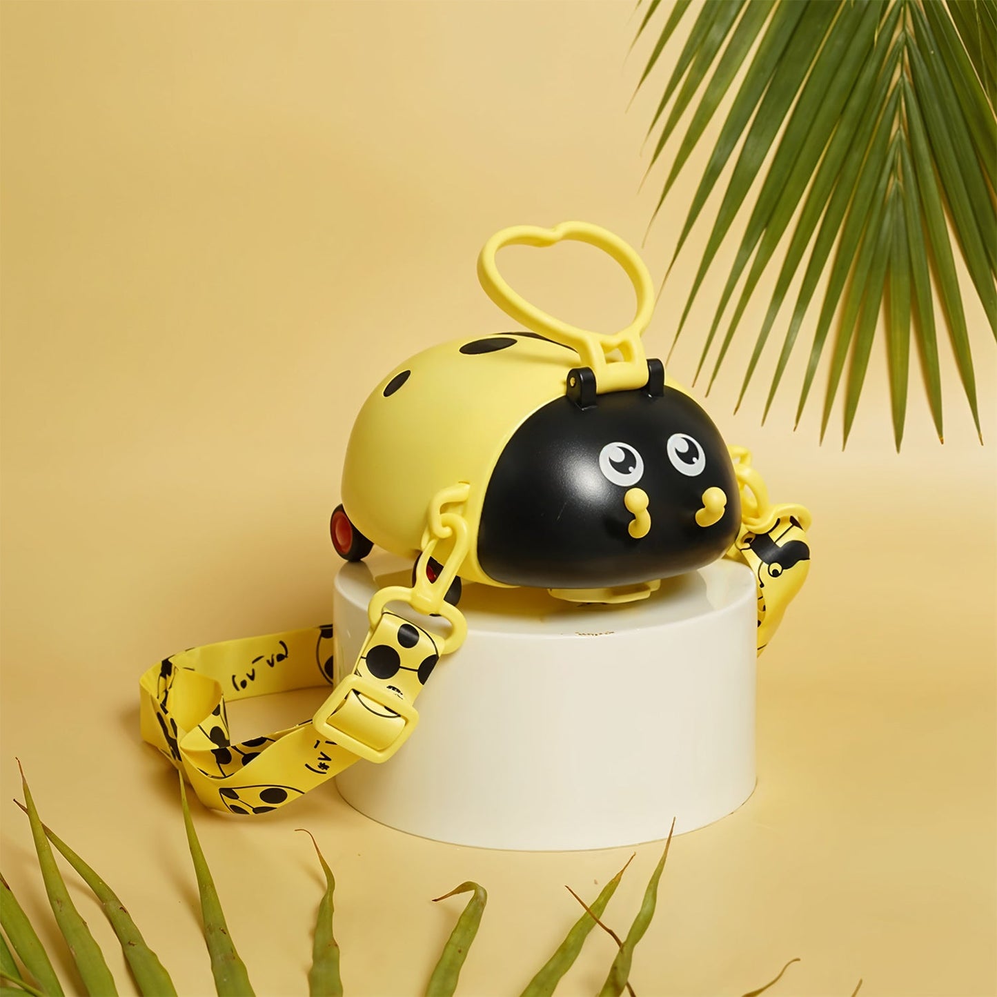 Cute Plastic Bug Shape Water Bottle with adjustable shoulder strap, 4 wheel & Straw, portable drinking cup Water Bottle For Kids | Water Bottle | Return Gift For Kids | Water Bottle With Straw | School Kinds Water Bottle (1 Pc)