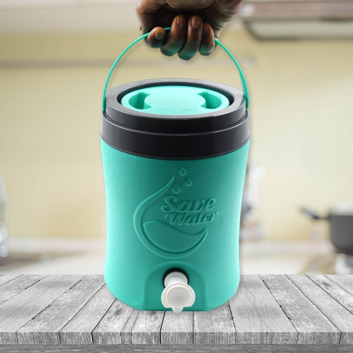 2107 Water Jug Camper with Tap Plastic Insulated Water 3.5 Liter Water Storage Cool Water Storage for Traveling Water Jug 3.5 Ltr